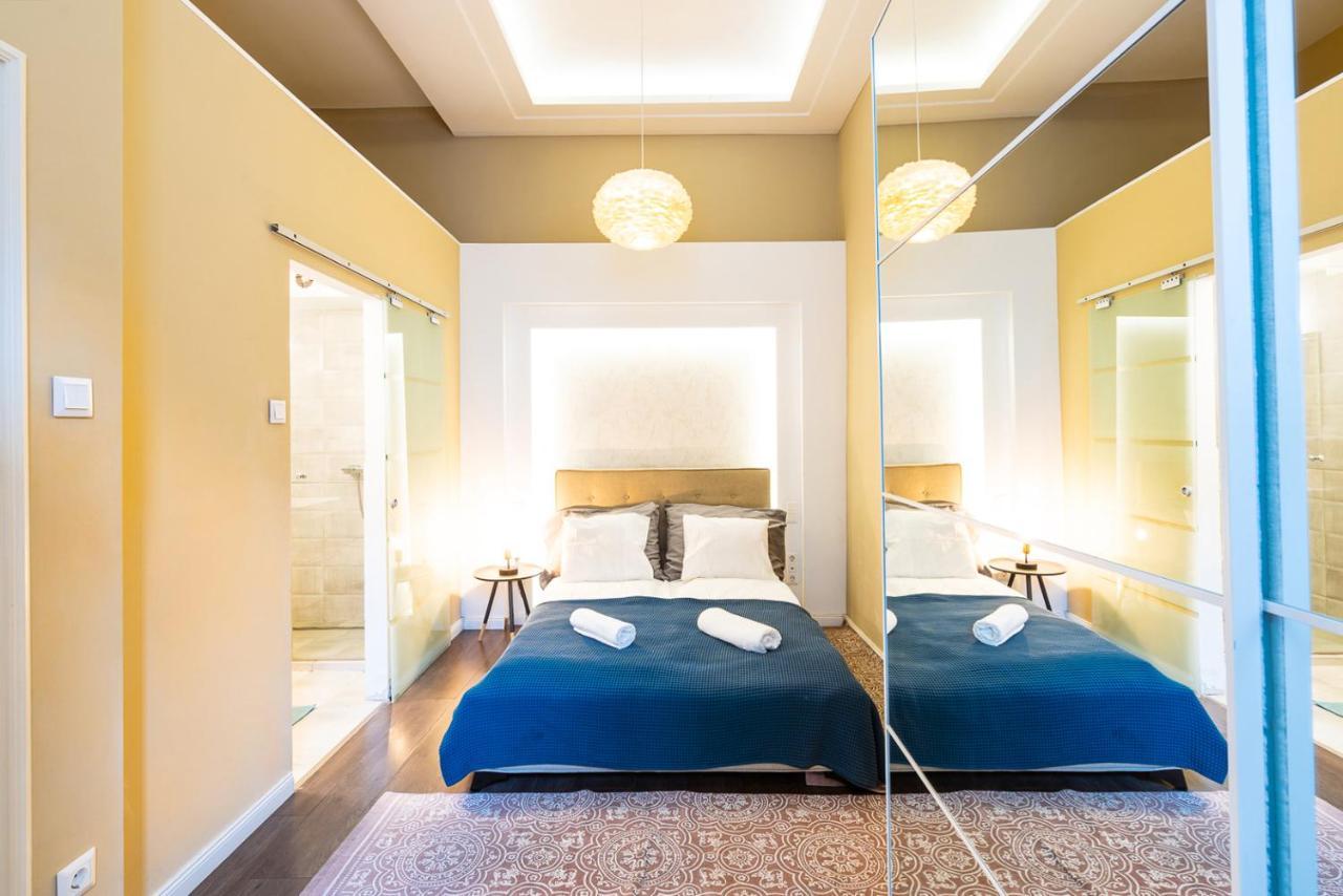 Spacious Luxury Apartment At The Heart Of Budapest Exterior photo