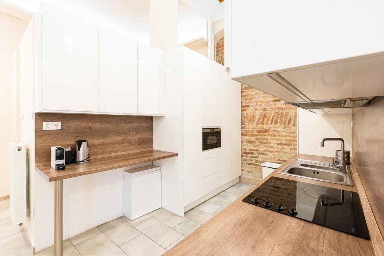 Spacious Luxury Apartment At The Heart Of Budapest Exterior photo