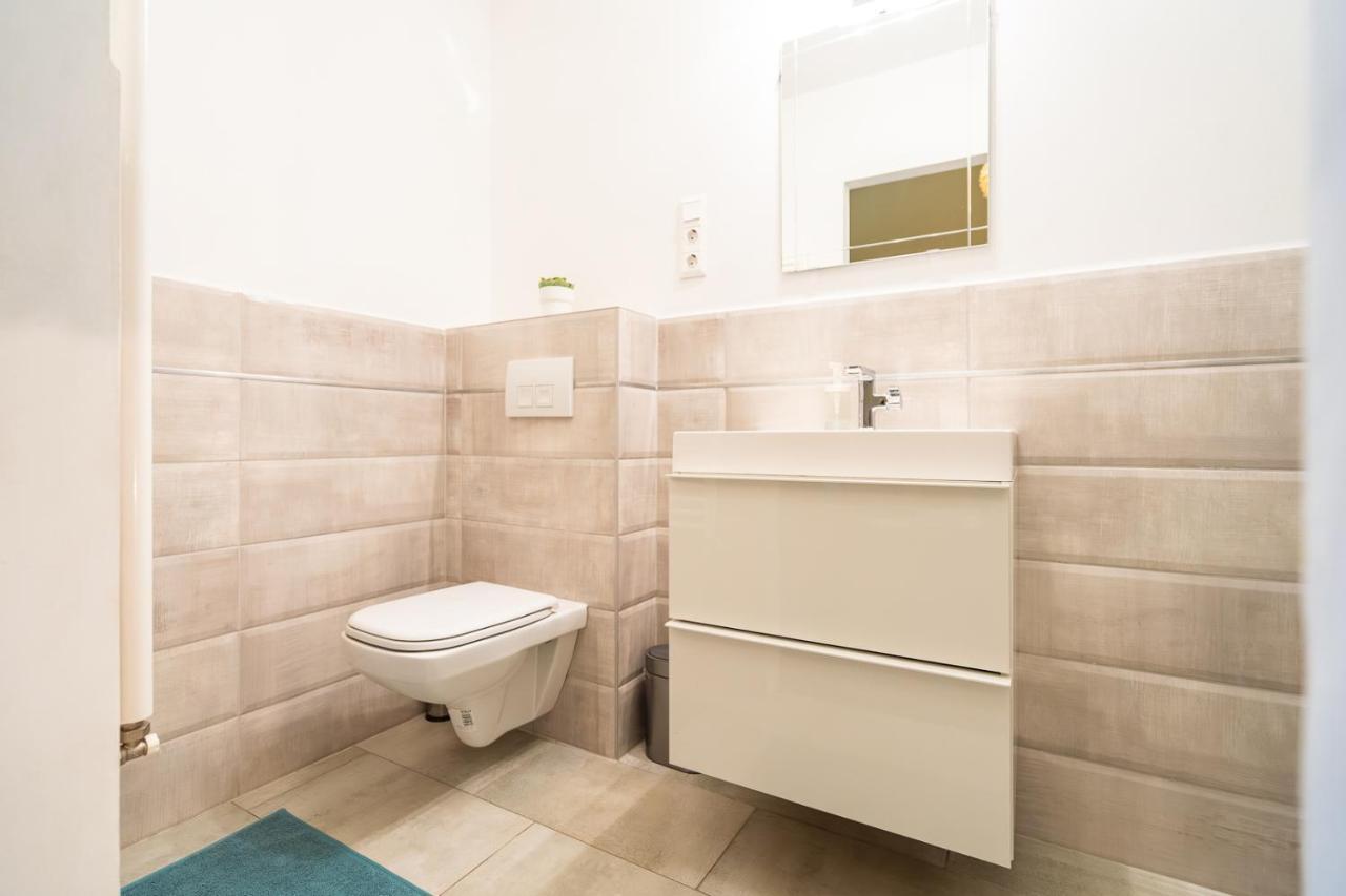 Spacious Luxury Apartment At The Heart Of Budapest Exterior photo